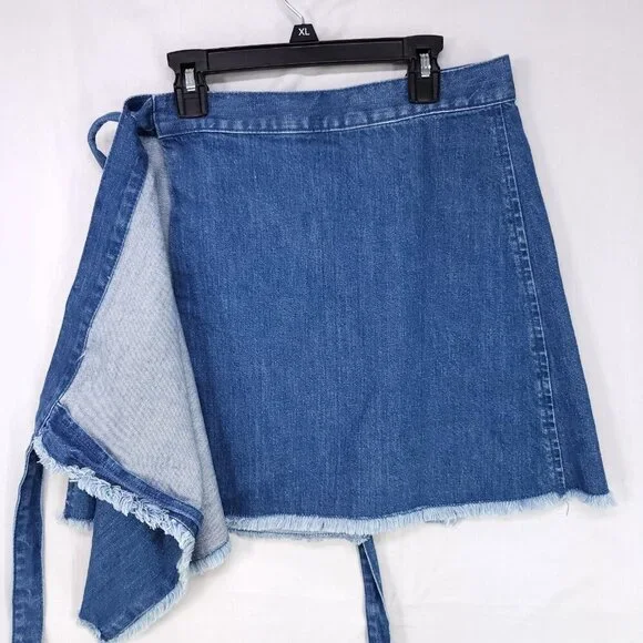 Madewell Raw-Hem Mini Wrap Jean Skirt in Cardiff Wash Size 6 Blue Denim - Picture 3 of 10